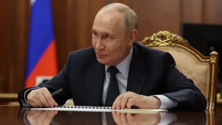 "Rusija se guši u problemima" Špijun izneo šokantne tvrdnje: Putinu curi vreme