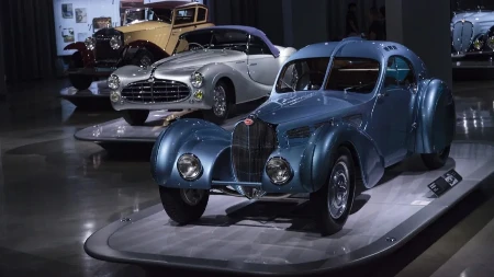 Da li ste znali ko poseduje automobil vredan skoro 100 miliona evra? 