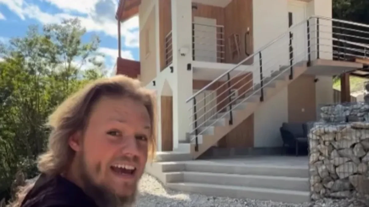 Kupio raspalu kuću za siću na Balkanu: Renovirao je do neprepoznatljivosti, a sada napravio novi šok potez!