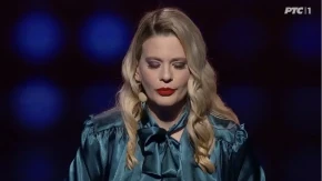 Milica iz "Potere" u miniću! Fotografija obišla celu Srbiju, druga žena kad nije pred kamerama