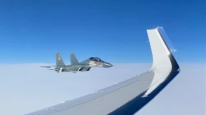 Britanci su mislili da ih niko ne vidi, poslali avione pravo na Rusiju, a onda su izleteli iz oblaka!