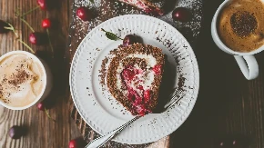 Švarcvald rolat za zavođenje: Lakši i brži od torte, a ukusom budi sva čula