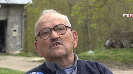 „Svideo sam joj se na prvi pogled“! Ima 95 godina i opet se oženio: Srbija plače zbog priče dede Milomira