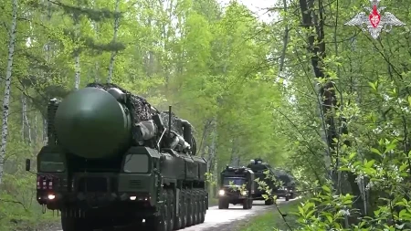 Putin uteruje strah u kosti! Vojska vežba nuklearni udar na Evropu (VIDEO)