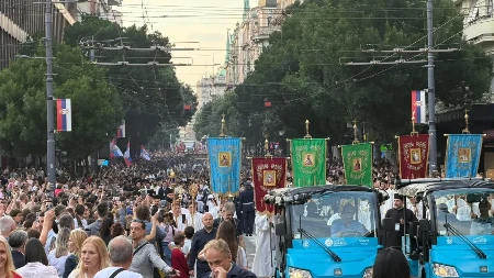 Hiljade vernika kreću u Spasovdansku litiju! Pojas Presvete Bogorodice prenosi se do Hrama Svetog Save