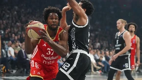 Crvena zvezda - Partizan: Crno-beli gaze