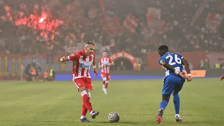 Crvena zvezda - OFK Beograd: Vode "Romantičari" na "Marakani"