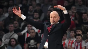 Čemu to? Obradović pobegao sa konferencije, pa uradio još jednu užasnu stvar