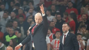 "Na ivici živaca..." Otkriveno šta se dešava sa Sašom Obradovićem