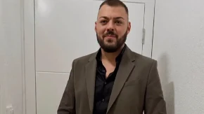 "Znam šta je radio pre odlaska u Lazu Lazarević"! Progovorila žena pevača o porocima i Slobi Vasiću