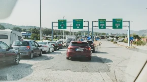 Stroga pravila za ulazak u Grčku - evo šta smete u gepek, a šta će vam carinici odmah baciti