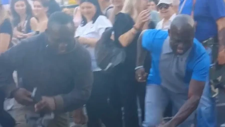 Ludilo uzelo maha: I Afrikanci na političkom skupu blokadera! (VIDEO)
