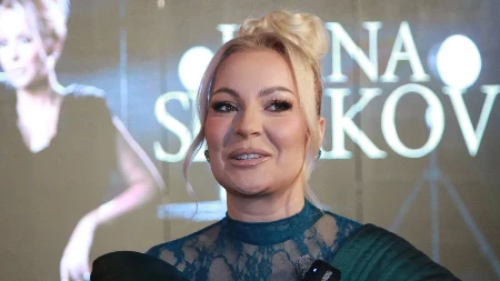 Evo kako je naša pevačica skinula 13 kg kao od šale: Otkrila tajnu dijetu nakon porođaja koja čini čuda!