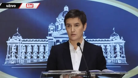 “Dosad je uhapšeno 20 osoba!” Brnabić se hitno oglasila nakon nasilja blokadera u centru Beograda