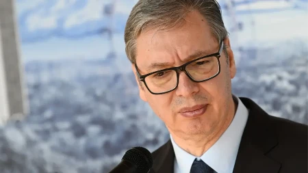 Vučić se oglasio povodom tragedije: Uputio poruku saučešća predsedniku Kine, narodu i porodicama stradalih