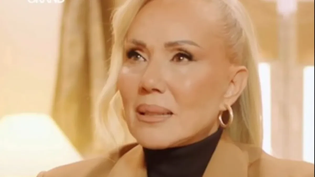 "Nije umro prirodnom smrću" Lepa Brena otkrila uzrok smrti voljenog