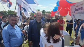 "Mnogo sam čula, mnogo naučila" Brnabić provela dan sa sugrađanima u Aleksincu