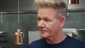 Hitna diskvalifikacija zbog predmeta koji se našao u jelu: Gordon Remzi samo što se nije ispovraćao u MasterChefu