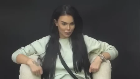 Muk nastao za crnim stolom: Ono što je Anita izgovorila o nerođenoj bebi ledi krv u žilama!