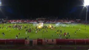 Isplivali detalji tuče igrača i navijača: "Momci plaču u svlačionici..."