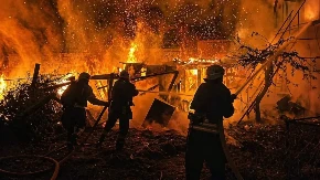 Ruske rakete razorile ključni objekat! Pucali prozori na školama, jedna osoba poginula