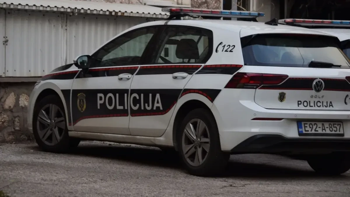 Masovna tuča ispred kafića, tri osobe završile u bolnici: Pretučen u maloletnik!