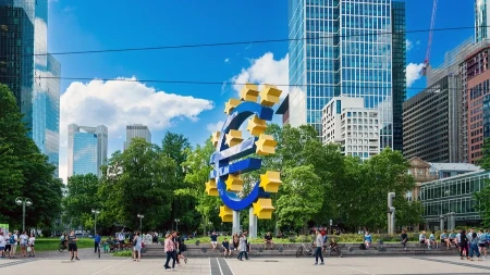 ECB upozorava na stagflaciju: "Čak i da se rat završi danas, šteta je već načinjena"