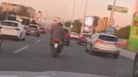 Pijan kao majka seo na motor i krenuo u grad: Padao po asfaltu, ljudi u šoku gledali gledali jezivu scenu: “45 minuta niko nije došao!”