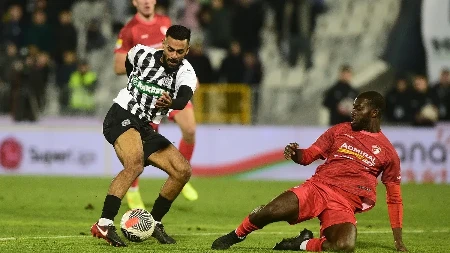 Na pomolu veliki povratak: Otpisani fudbaler Partizana pronašao novi klub?