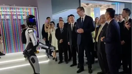 To nema niko drugi u Evropi! Vučić: Za dva meseca humanoidni roboti u Srbiji