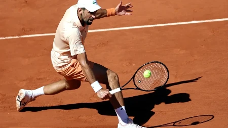 Đoković - Fonseka: Novak servira za prvi set - 5:2