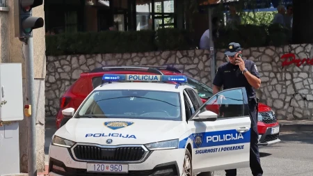 Preko aplikacije ugovorio ubistvo! Uhapšen je u hotelskoj sobi, a kod sebe je imao napunjen pištolj