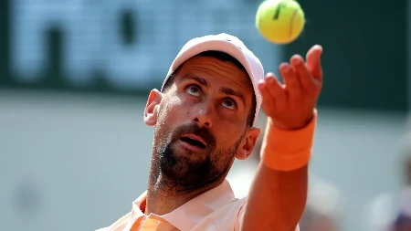 Đoković - Fonseka: Novak osvaja prvi set i ima brejk u drugom - 6:4, 3:2