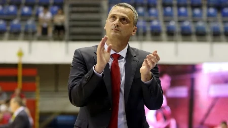 Da li se to smeši povratak dobro poznatog lica u Zvezdu?