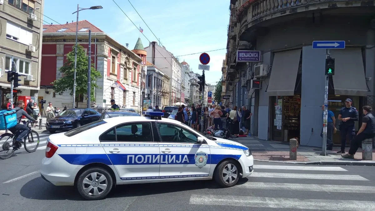 Tukao ženu u tržnom centru u Nišu: Napao je, pa pobegao sa lica mesta