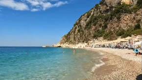Letovanje sa decom krajem juna u Crnoj Gori? Mama pitala kakvo je more, odmah joj se javio jedan Đetić