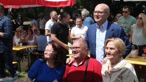 "Narod hoće normalan život, a ne razbijene glave" Jasna poruka Vučevića iz Kameničkog parka! 