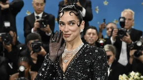 Najomraženija pevačica u Srbiji se udala: Dua Lipa nije nosila venčanicu, pogledajte šta je obukla za svoje venčanje