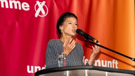 Vagenkneht direktno udarila na Merca: „Za SAD važe jedna, za Rusiju druga pravila“