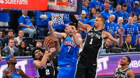 San Antonio u finalu! Vembanjama i Sparsi srušili šampiona