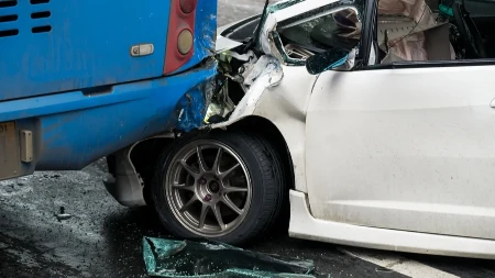11 povređenih! Stravičan sudar autobusa i automobila kod Sopota