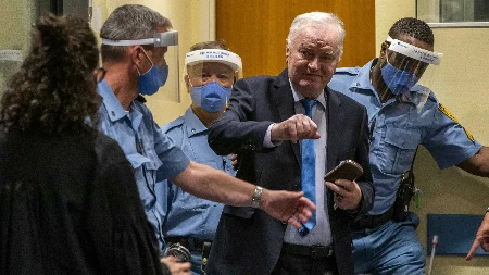 Nastavlja se mrcvarenje teško bolesnog generala u Hagu: Mladić vraćen u zatvor jer lekari nisu potvrdili moždani udar