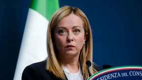 Meloni u panici, slike kruže internetom! Rani radovili, ili?