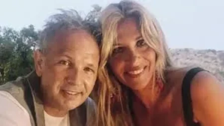 Mihina udovica u zagrljaju srpskog glumca! Ariana fotografijom potvrdila sve