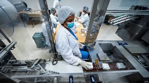 Strašnije od korone, ubija 40 posto zaraženih! Prvi prenos sa čoveka na čoveka, jezive scene dok lekari i vlasti pokušavaju da obuzdaju epidemiju
