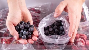 Šok na pijacama! Kilogram borovnica dosegao cenu i do 2200 dinara - evo i zašto