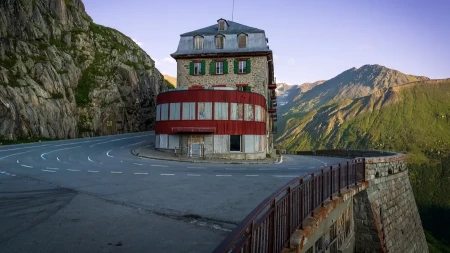 Od luksuza do sablasne tišine - kako je glečer uništio čuveni hotel