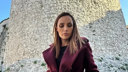 "Ležim mrtva, radim ono što moram": Bojana ostala bez dva sina, tešku bitku vodila sa njihvom bolešću! 