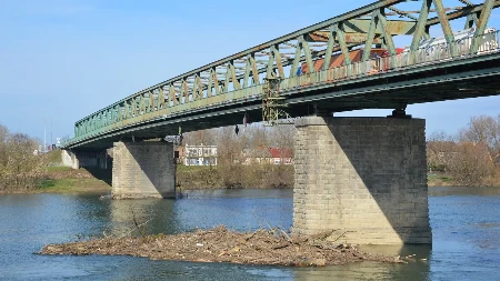  Tela muškarca i žene poslata na obdukciju. ribar ih pronašao  kako plutaju Savom