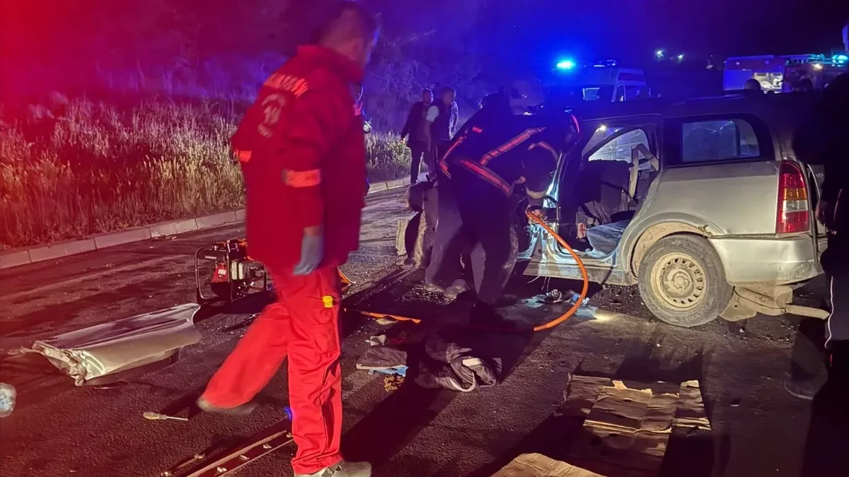   Jedan prevezen u Beograd, drugom se bore za život! Ovo je stanje povređenih iz nesreće kod Novog Pazara